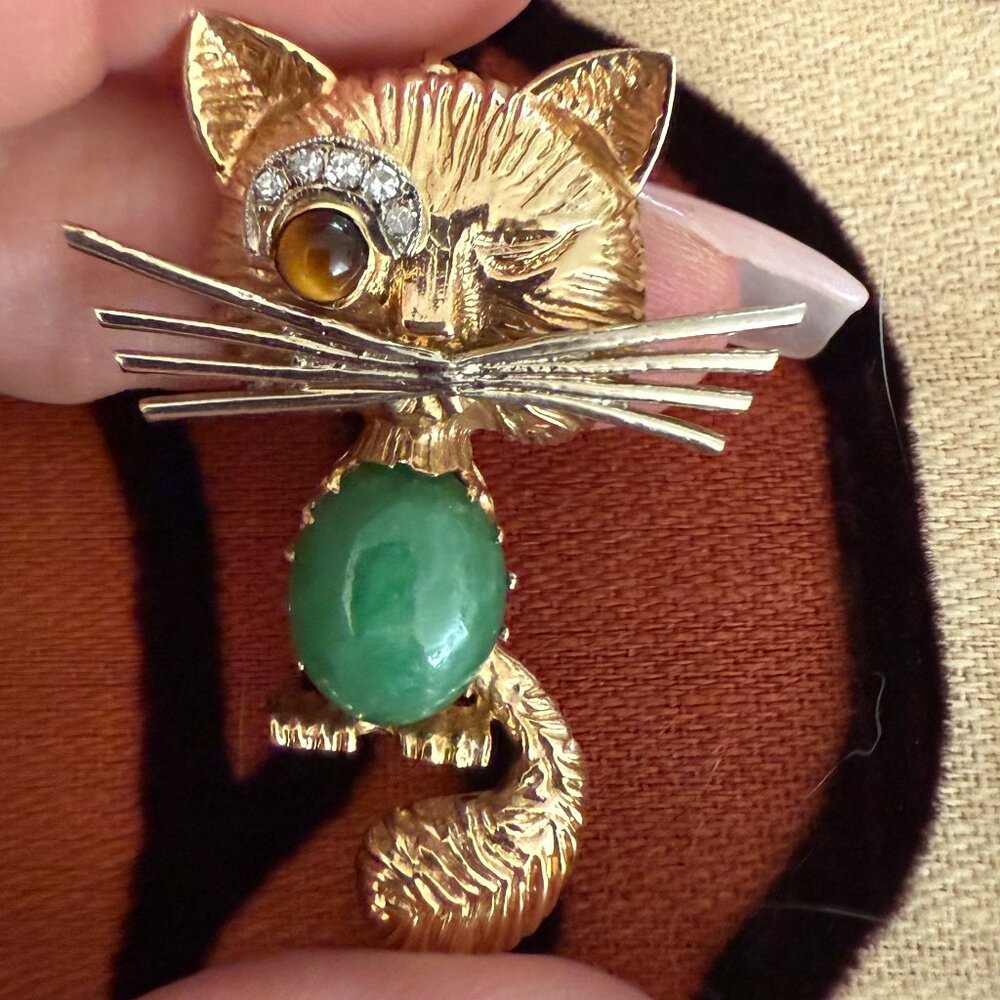 Vintage 14K Gold Winking Cat Pendant Brooch with Gemstones